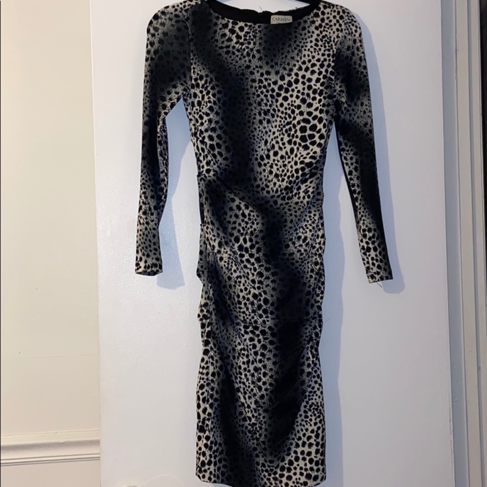 Black & White leopard print stretchy dress. - Picture 2 of 3